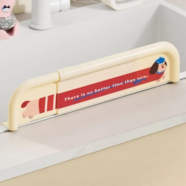 Built-in Basket Adjustable Sink Water Splash Protector